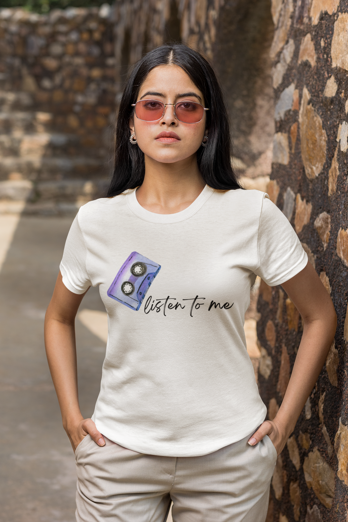 Listen To Me - T-shirt