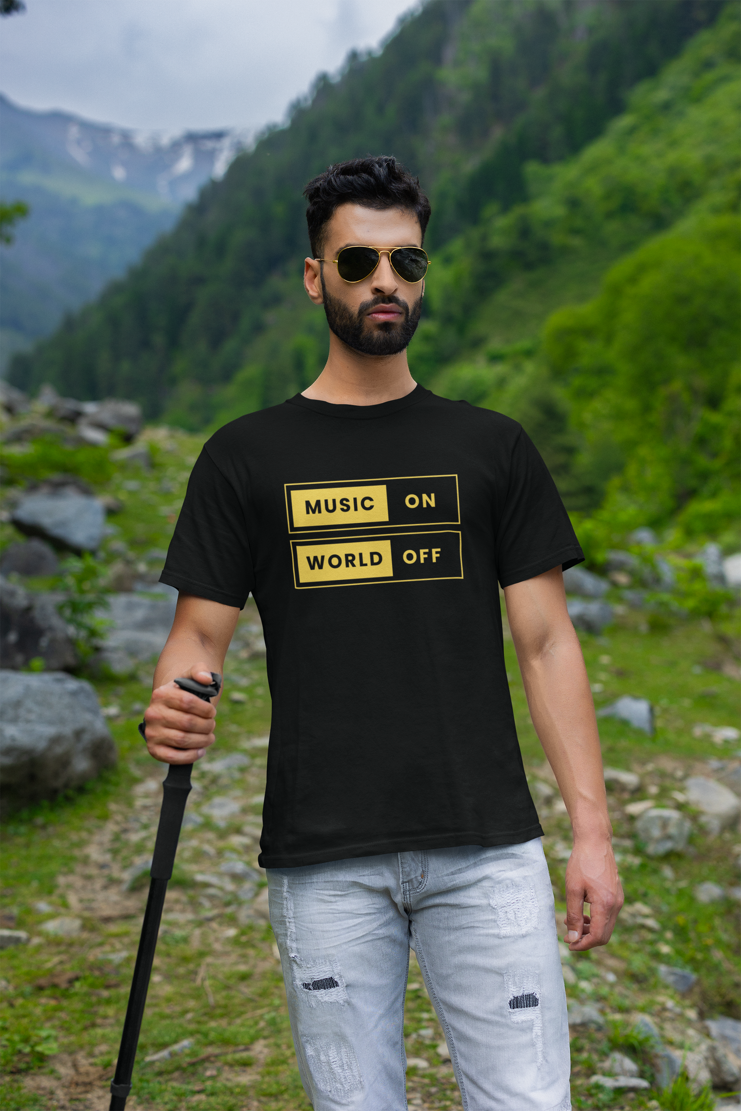 Music On, World Off - T-shirt